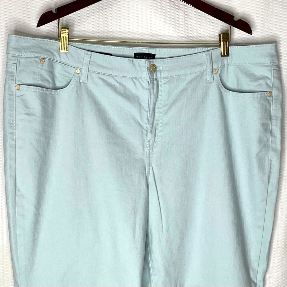 LIKE NEW Talbots Slim Ankle Jean